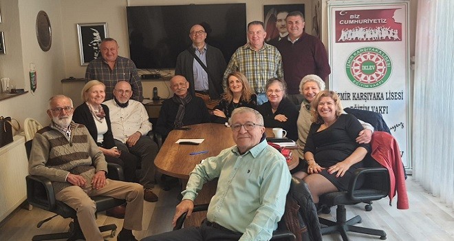 Karşıyaka Lisesi Eğitim Vakfı’na yeni yönetim