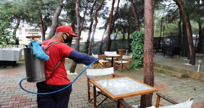 Menderes Belediyesi esnafın destekçisi