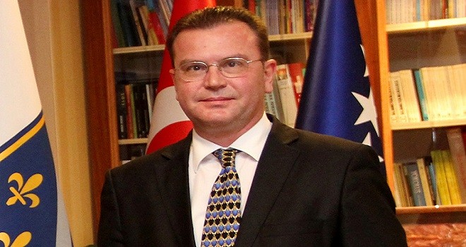 Karşıyaka Belediyesi'nde şimdi de başkan vekili krizi...