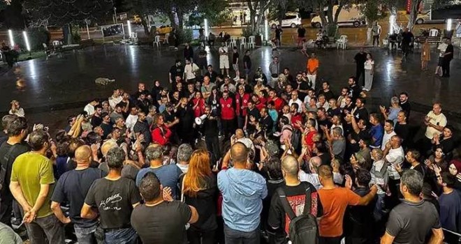 Buca’da eylem bitti, temizlik çalışmaları hızla başladı