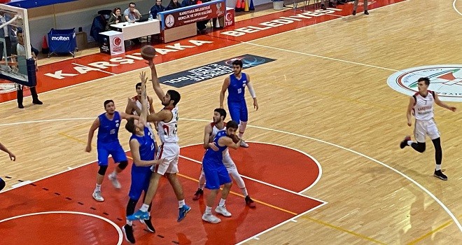 Karşıyaka Belediyespor, İzmir Büyükşehir’e fark yaptı