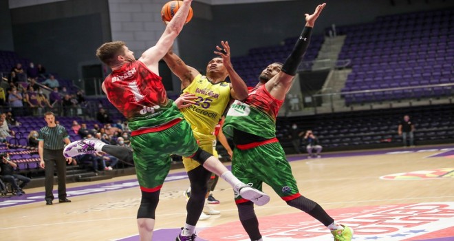 Pınar Karşıyaka İsrail'den galibiyetle dönüyor