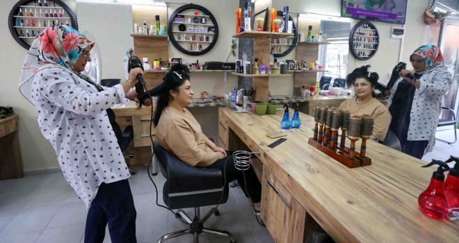 Buca’nın girişimci kadınları örnek oldu