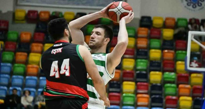 Bornova Belediyesi Karşıyaka, Konya'da mağlup