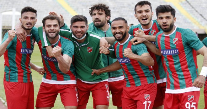 Karşıyaka'yı Hakan Kuş sırtlıyor