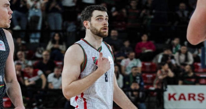 Karşıyaka'da potada ayrılıklar sürüyor