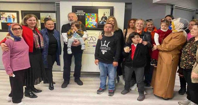 Biz’im Fotoğraf Sergisi +1 mutluluk yaşattı