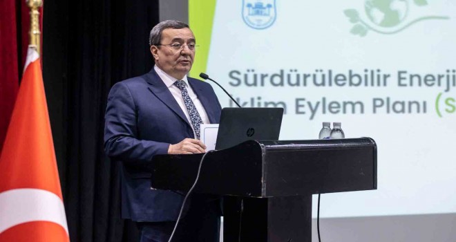 Batur: Konak, düşük karbonlu ilçe olacak