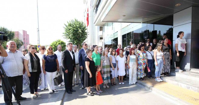 Srebrenitsa kurbanları 28. yılında Karşıyaka’da anıldı