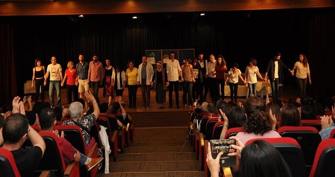 Bülbül Yuvası alkış aldı...