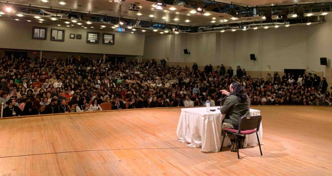 Ege Mizah Fest birbirinden ünlü isimleri ağırladı