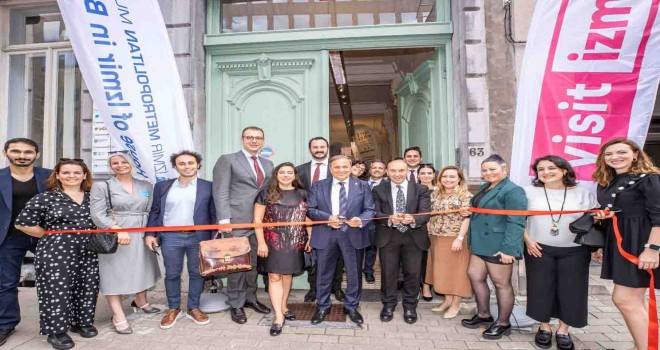 Brüksel’de İzmir Evi açıldı