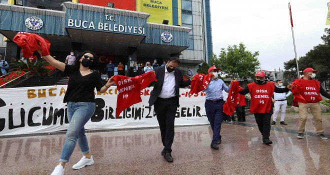Buca’nın emekçilerinden 1 Mayıs’a coşkulu karşılama