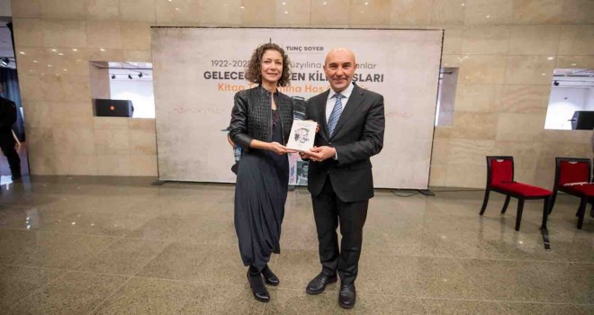 ''İzmir'in Yüzyılına İz Bırakanlar'' kitabı tanıtıldı