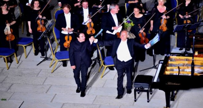 Fazıl Say ve Viyana Oda Orkestrası Efes'te tarih yazdı