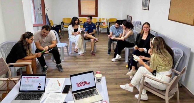 Gençlere yönelik keşif atölyeleri sürüyor