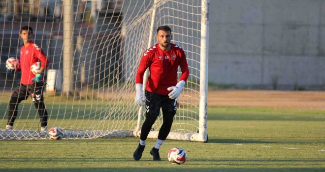 Karşıyaka perdeyi Afyonspor ile açıyor