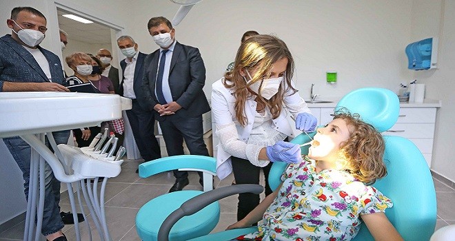 Karşıyaka Çocuk Ağız ve Diş Sağlığı Merkezi açıldı