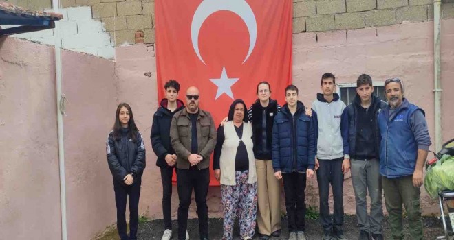 İyilik Gönüllüleri Ramazan ayında da kalpleri fethetti