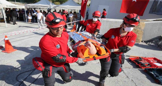 Karşıyaka'da afet bilinci güçleniyor