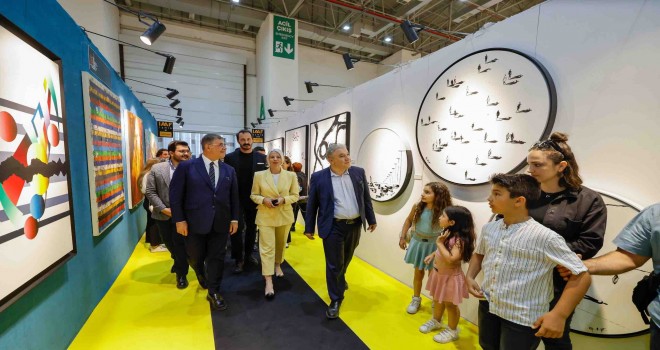 Tugay: Sanatçıların buluşma noktalarından biri İzmir olacak