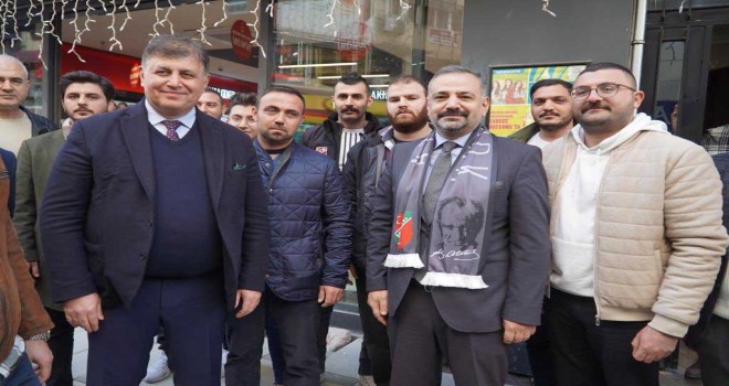 CHP İl Başkanı Aslanoğlu'ndan Karşıyaka mesaisi