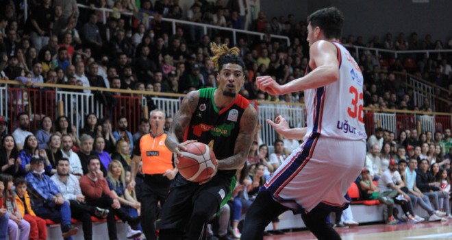 Karşıyaka yabancı oyun kurucusunu buldu