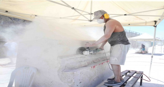 Karşıyaka 3. Taş Heykel Sempozyumu başladı