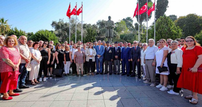 Bayraklı’da 30 Ağustos kutlandı