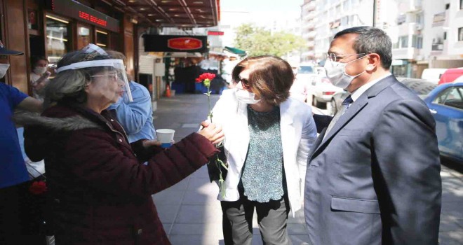 Başkan Batur 65 yaş üstü Konaklılarla bir araya geldi