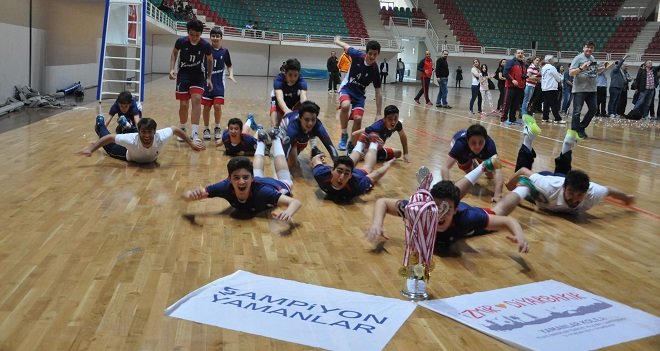 Filede; Karşıyaka Özel Yamanlar Ortaokulu Türkiye Şampiyonu...