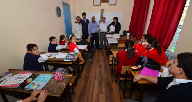 Foça Belediyesi'nden eğitime destek