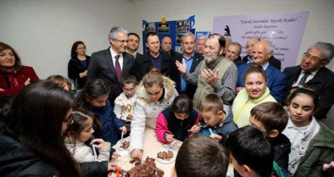 Gazeteci Vecdi Altay’ın adı Çocuk Kulübü’ne verildi