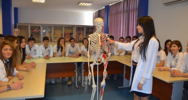 Genç yaşta meslek sahibi oluyorlar