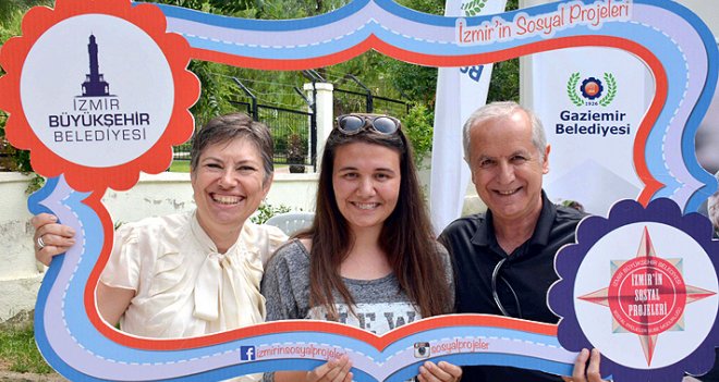 Gençler-Yaşlılar El Ele projesine katılanlar sertifikalı oldu