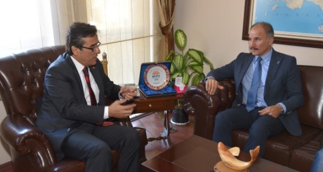 Genel Sekreter Nurettin Memur Kaymakam Yücel’i ziyaret etti