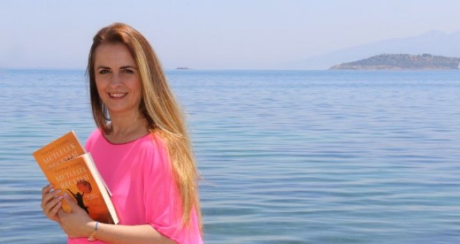 Gülümsemeyi  sevdiren kitap