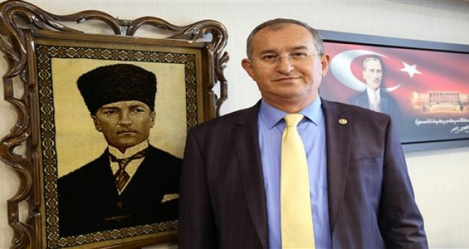 Havaalanındaki otopark ücretleri cep yakıyor