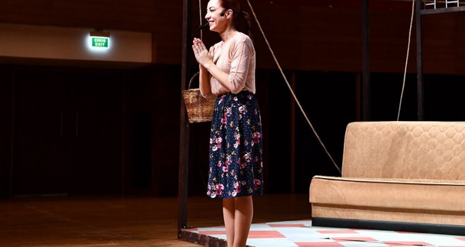 Hüzün ve komedi aynı sahnede