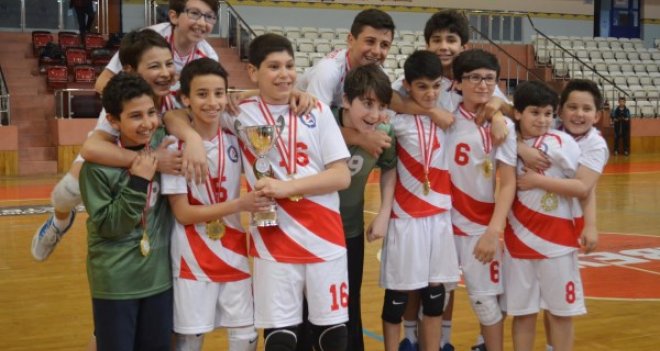 İFK Hentbolde yenilgisiz Türkiye Şampiyonu oldu