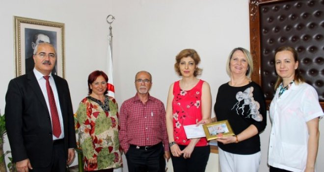 İFK'lı mezunlardan Behçet Uz Çocuk Vakfı'na destek