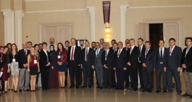 İKÇÜ, Üniversite Bilgi Yönetim Sistemi'ni tanıttı