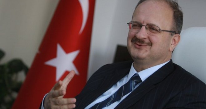 İKÇÜ'de rektörlük seçimi heyecanı