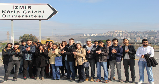 İKÇÜ’lü öğrenciler isyan etti...