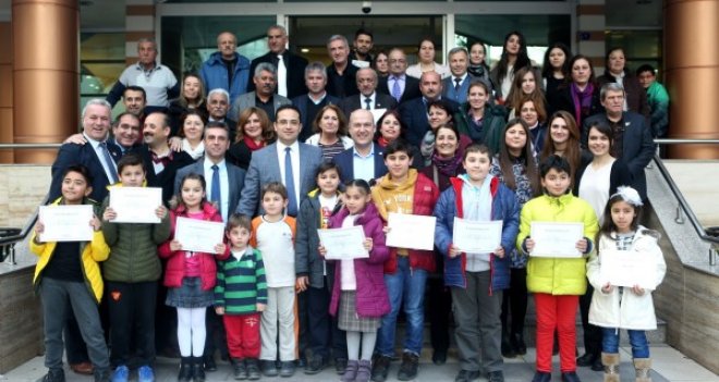 ''İnternetle Hayat Kolay'' projesinde sertifika heyecanı