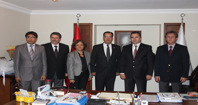 İşçi Partisi'nden İzmir Barosu'na ziyaret