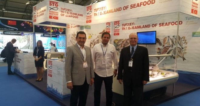 İspanyollara Türk çipurası, levreği ziyafeti