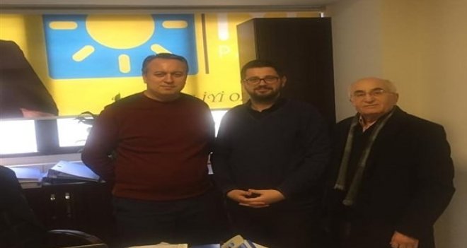 İyi Parti'den Karşıyaka Belediye Başkanlığı için bir başvuru daha