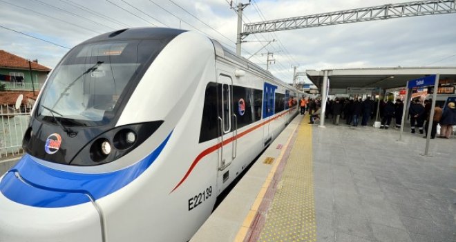 İZBAN 2017'yi rekorlarla kapattı