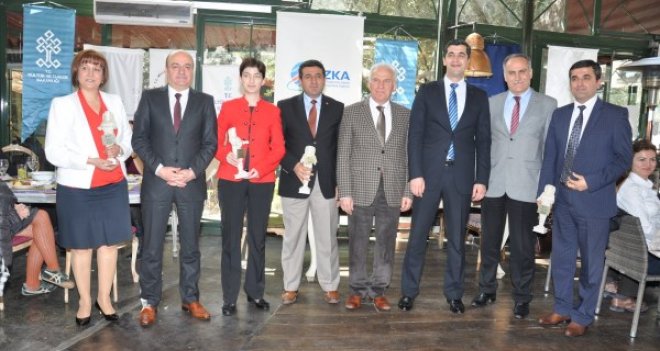 İZKA'dan eğitime destek